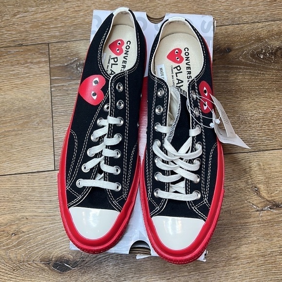 NIB Converse x Commes des Garçons Black & Red Chuck Taylor Sneakers Size 9 - Picture 2 of 11